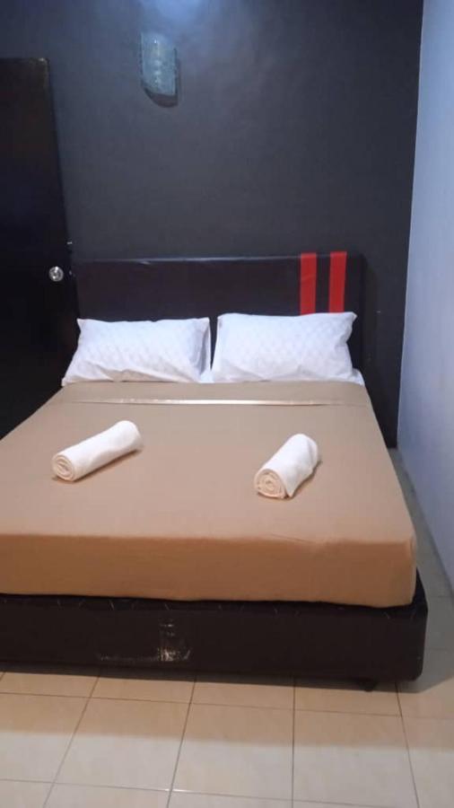 D Layaran Kuantan Lpt Exit 833 Hotel Kültér fotó