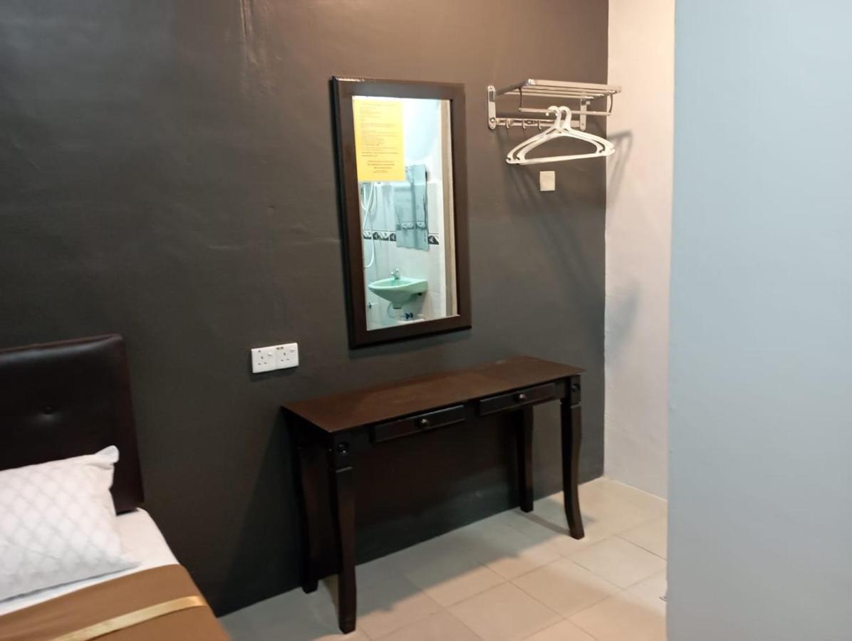D Layaran Kuantan Lpt Exit 833 Hotel Kültér fotó