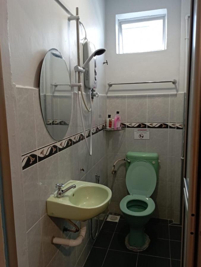 D Layaran Kuantan Lpt Exit 833 Hotel Kültér fotó