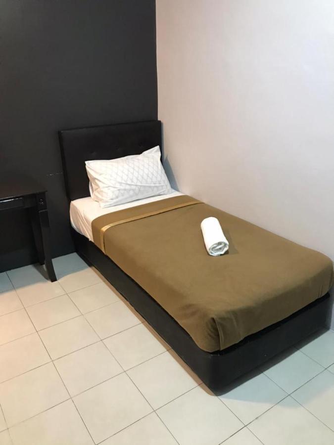 D Layaran Kuantan Lpt Exit 833 Hotel Kültér fotó