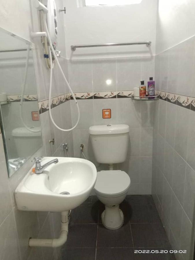 D Layaran Kuantan Lpt Exit 833 Hotel Kültér fotó